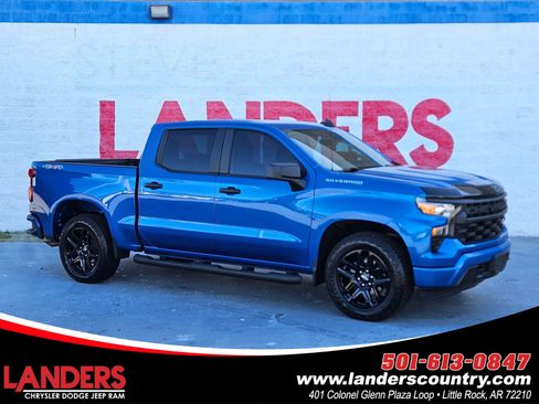 Used 2022 Chevrolet Silverado 1500 Custom image 1