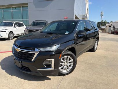 Used 2023 Chevrolet Traverse LS w/ Safety Package