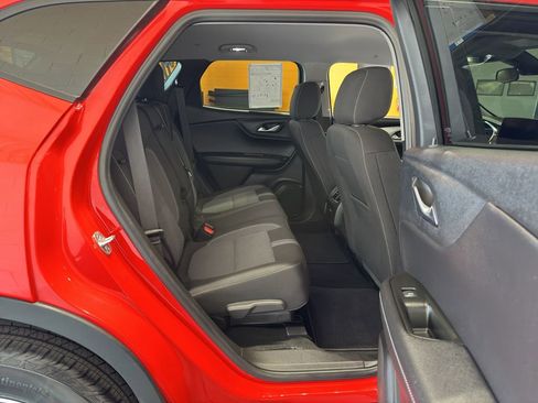 Used 2025 Chevrolet Blazer LT image 19