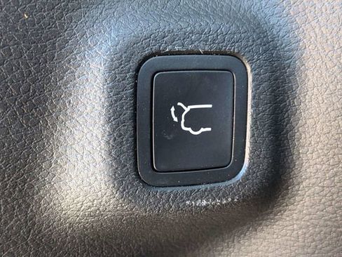 Used 2022 Jeep Compass Latitude w/ Convenience Group AWD/4WD image 14