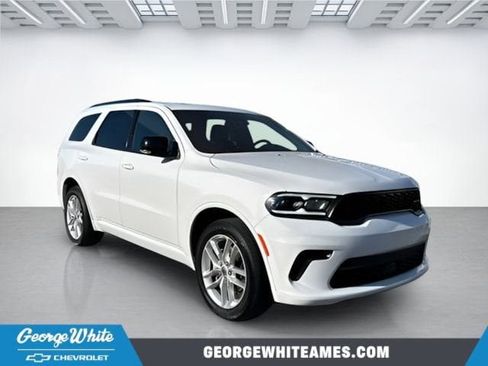 Used 2024 Dodge Durango GT image 1
