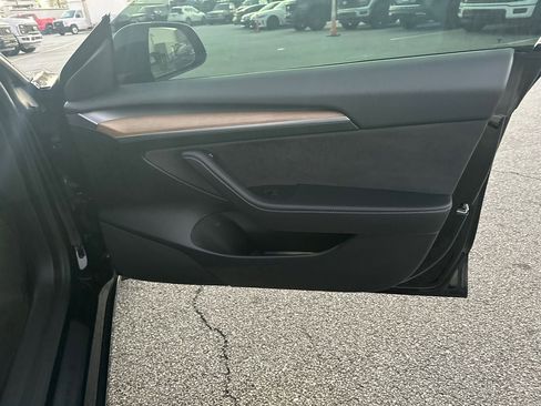 Used 2022 Tesla Model 3 Performance image 14