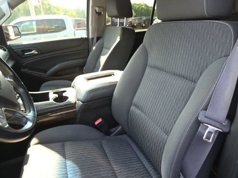 Used 2017 Chevrolet Tahoe LS w/ Enhanced Driver Alert Package AWD/4WD image 16