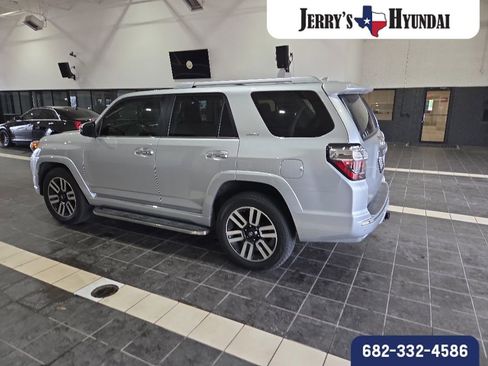 Used 2024 Toyota 4Runner Limited AWD/4WD image 6