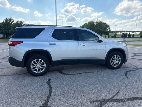 Used 2019 Chevrolet Traverse LT AWD/4WD image 6
