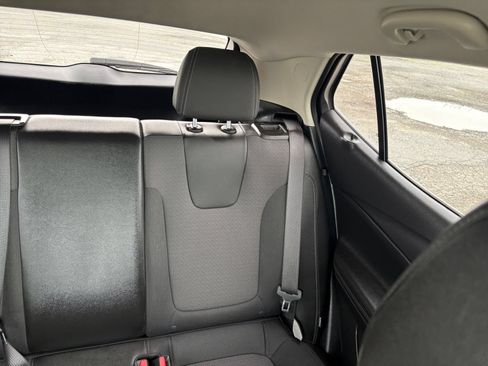 Used 2025 Buick Encore GX Preferred FWD image 33