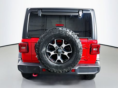 Used 2018 Jeep Wrangler Unlimited Rubicon w/ LED Lighting Group image 6