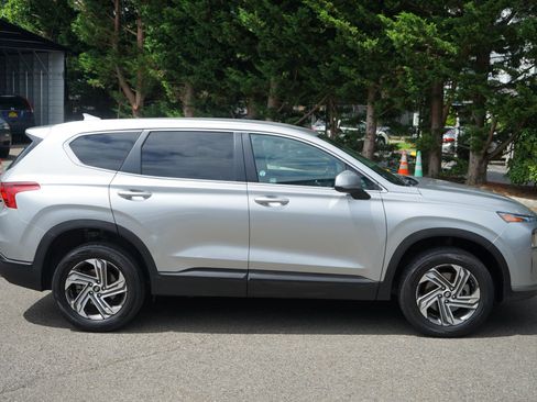 Used 2021 Hyundai Santa Fe SE AWD/4WD image 6