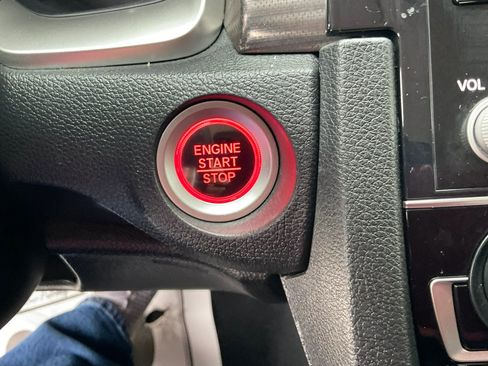 Used 2020 Honda Civic EX image 24