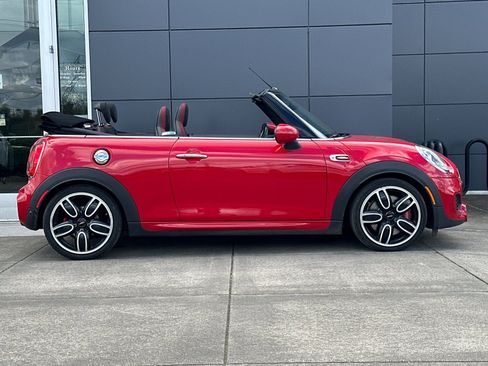 Used 2017 MINI Cooper John Cooper Works FWD image 3