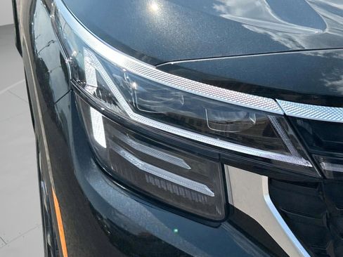 New 2026 Kia Seltos SX image 9