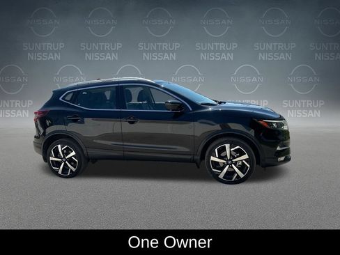 Used 2022 Nissan Rogue Sport SL w/ Premium Package AWD/4WD image 8