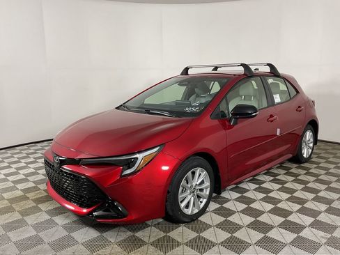 New 2026 Toyota Corolla SE image 3
