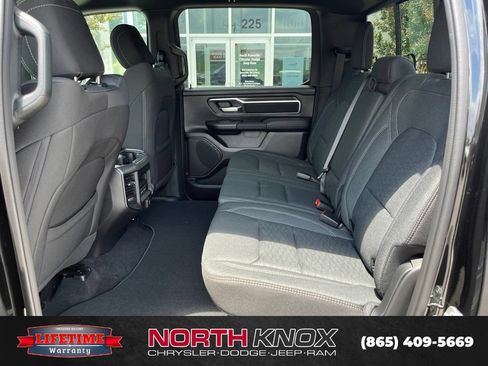 New 2026 RAM 1500 Big Horn AWD/4WD image 12