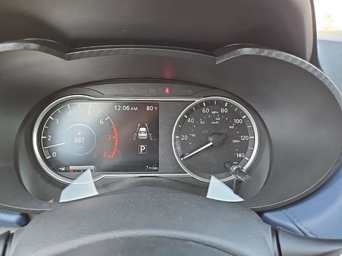 New 2025 Nissan Versa SV w/ Trunk Package image 16