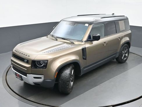 Used 2020 Land Rover Defender 110 SE image 33