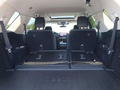 New 2026 Nissan Pathfinder Platinum AWD/4WD image 26