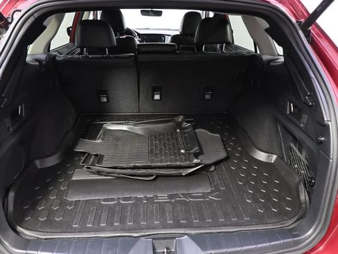 Used 2020 Subaru Outback Limited AWD/4WD image 18