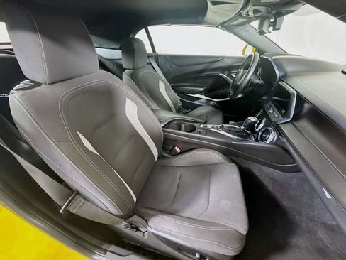 Used 2018 Chevrolet Camaro SS RWD image 29