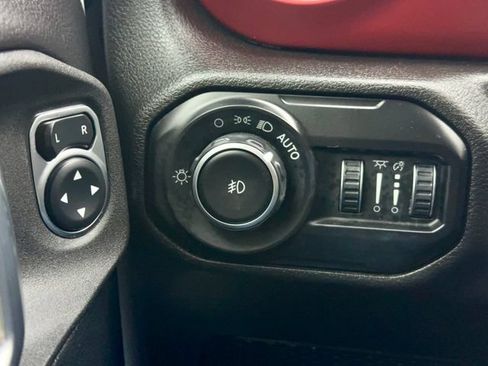 Used 2021 Jeep Wrangler Unlimited Rubicon w/ Steel Bumper Group AWD/4WD image 28