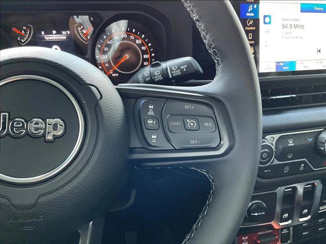 Used 2026 Jeep Wrangler Sport AWD/4WD image 20