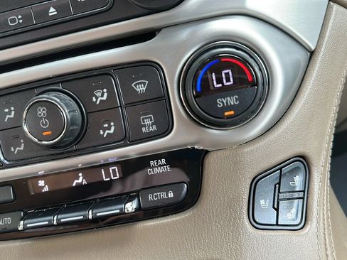 Used 2018 GMC Yukon SLT w/ Open Road Package AWD/4WD image 15