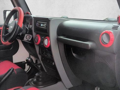 Used 2010 Jeep Wrangler Unlimited Sport image 20