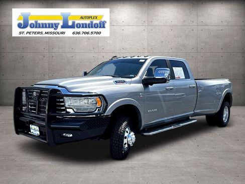 Used 2023 RAM 3500 Limited image 4