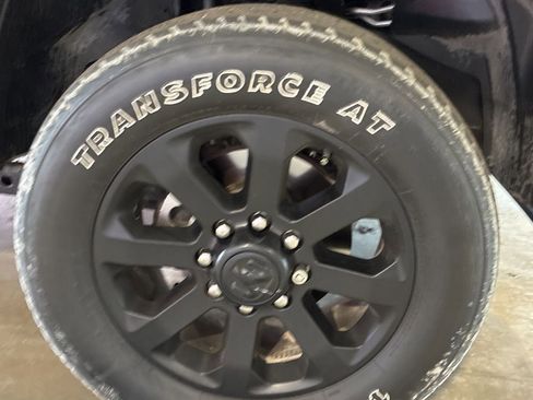 Used 2024 RAM 2500 Laramie w/ Night Edition image 15