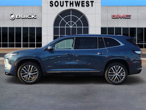 New 2026 Buick Enclave Avenir w/ Super Cruise Package image 3