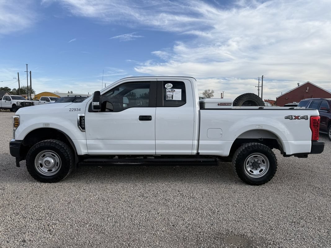 Used 2019 Ford F250 XL w/ Power Equipment Group AWD/4WD image 6