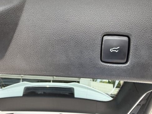 Used 2023 Ford Escape ST-Line AWD/4WD image 11