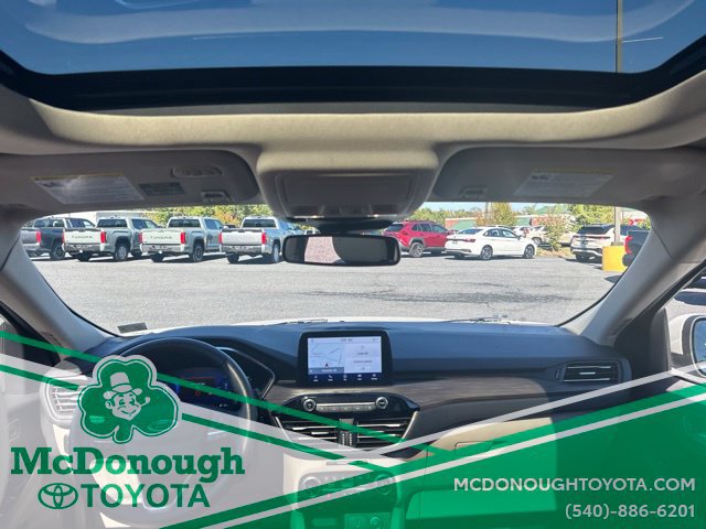 Used 2020 Ford Escape Titanium AWD/4WD image 4