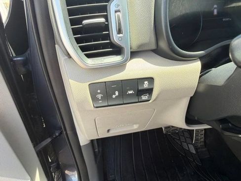 Used 2018 Kia Sportage SX FWD image 19