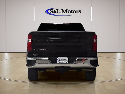 Used 2025 Chevrolet Silverado 1500 LT AWD/4WD image 9