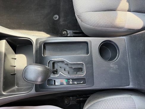 Used 2015 Toyota Tacoma 2WD Access Cab w/ Convenience Package image 18