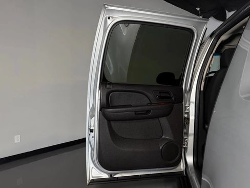 Used 2012 Chevrolet Avalanche LS w/ All-Star Edition RWD image 11