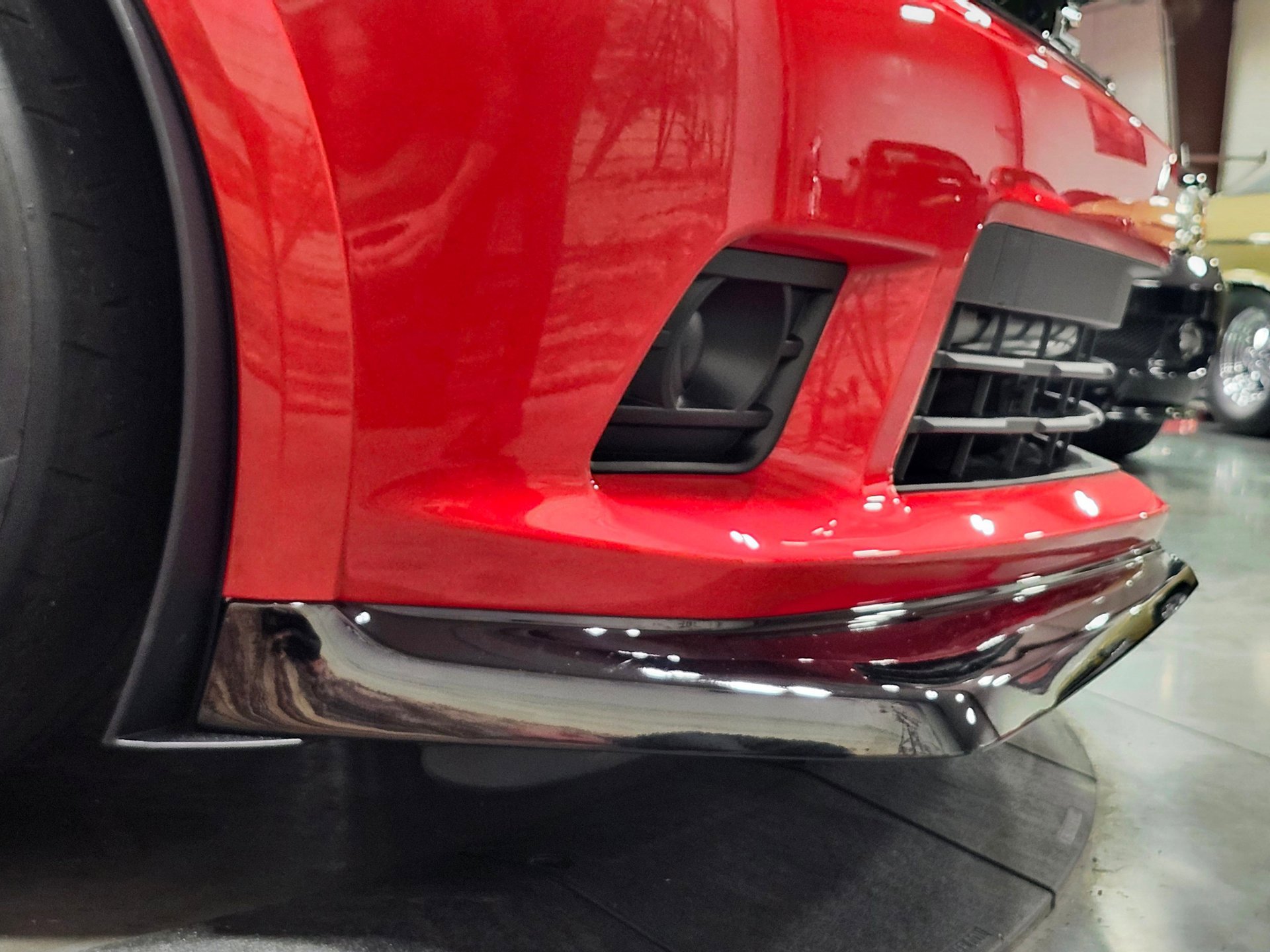 Used 2015 Chevrolet Camaro Z/28 RWD image 11