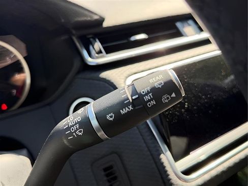 Used 2023 Land Rover Range Rover Velar R-Dynamic S image 51