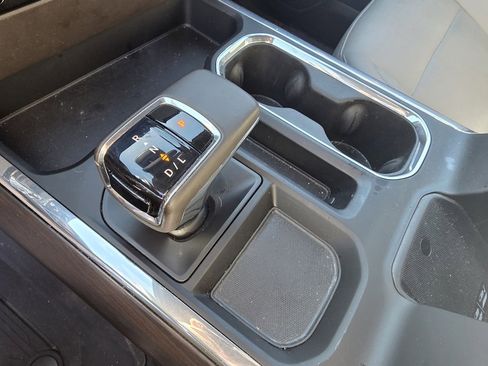 Used 2023 GMC Sierra 1500 SLT w/ SLT Premium Plus Package image 19