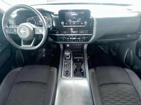 Used 2025 Nissan Pathfinder SV AWD/4WD image 24