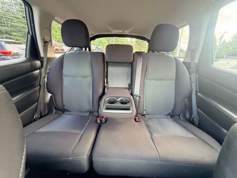 Used 2020 Nissan Pathfinder SV AWD/4WD image 32