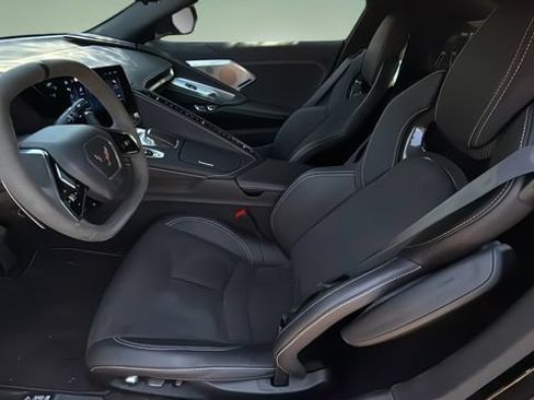 Used 2024 Chevrolet Corvette Stingray Preferred Cpe w/ Battery Protection Package RWD image 18