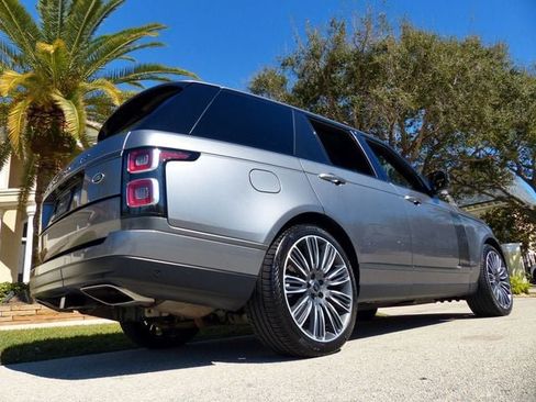 Used 2016 Land Rover Range Rover Supercharged AWD/4WD image 10