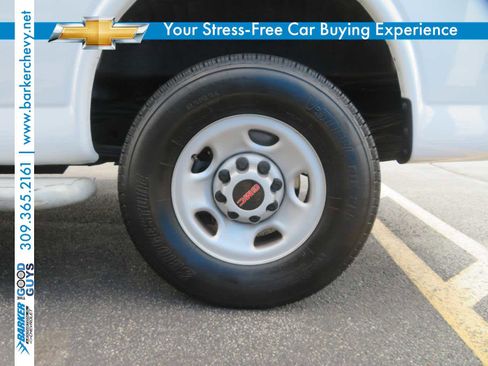 Used 2023 GMC Savana 2500 w/ Driver Convenience Package image 11