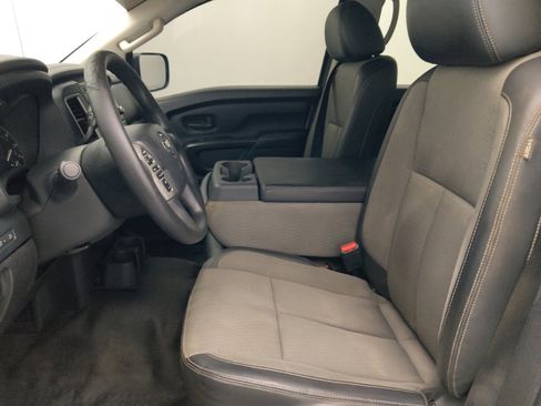 Used 2017 Nissan Titan S RWD image 17