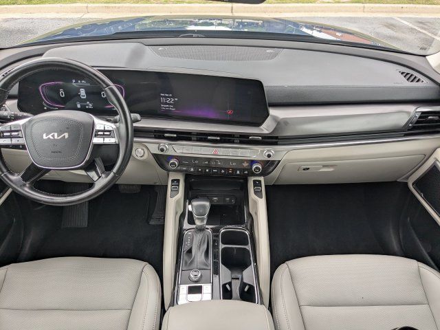 Used 2024 Kia Telluride S w/ S Sunroof Package FWD image 16