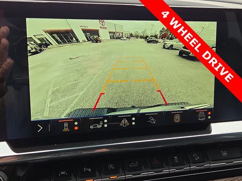 Used 2024 Chevrolet Silverado 1500 LT Trail Boss w/ LT Trail Boss Premium Package image 18