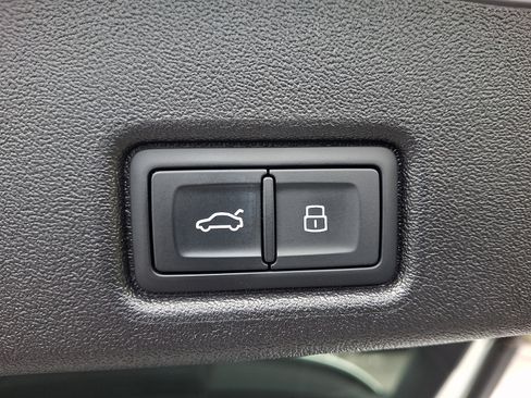 Certified 2025 Audi Q5 Premium w/ Premium Plus AWD/4WD image 30