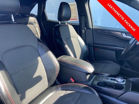 Used 2024 Ford Escape ST-Line image 5